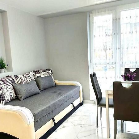 Новобудова Авалон, Стрийська Apartment Lviv Luaran gambar