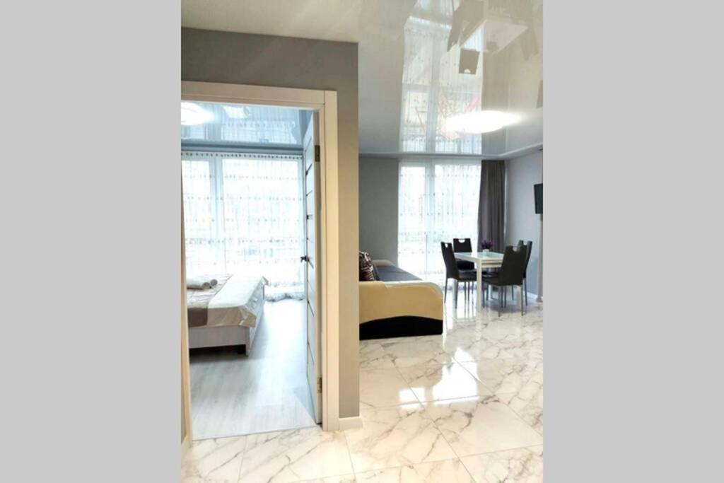Новобудова Авалон, Стрийська Apartment Lviv Luaran gambar